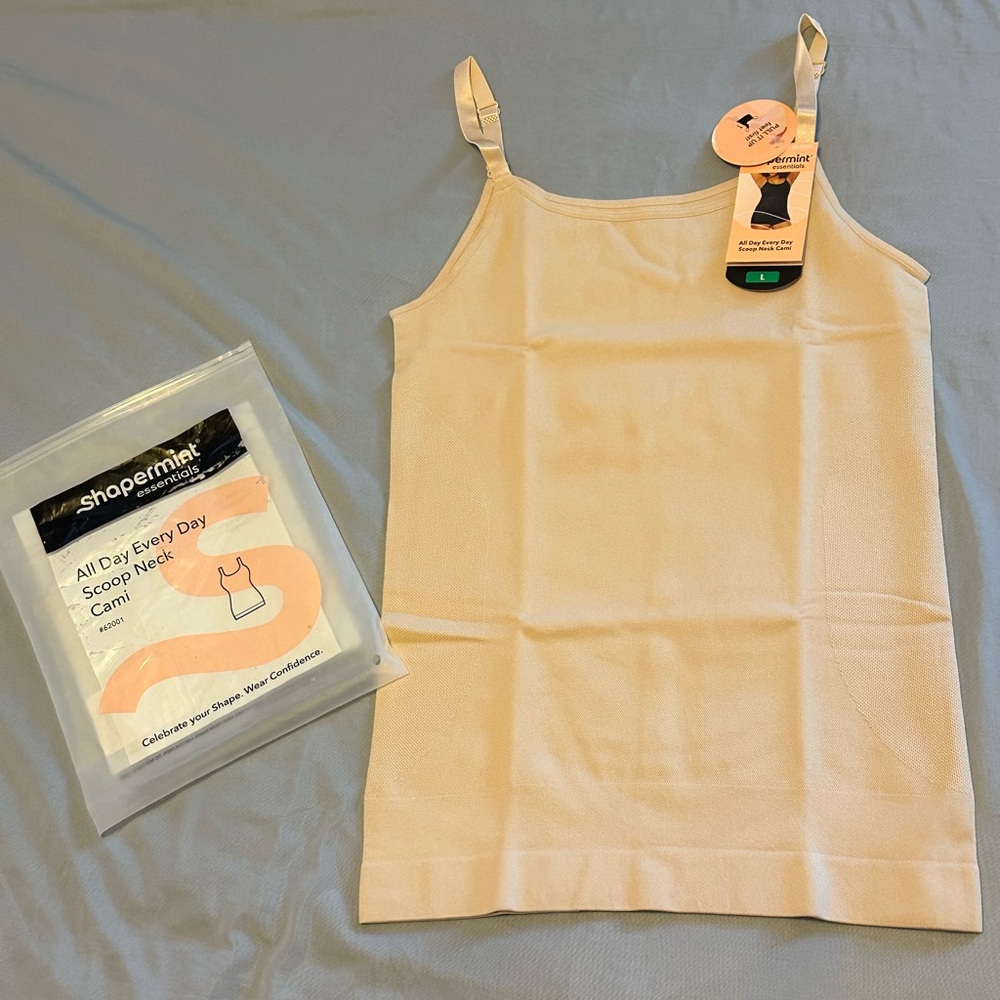 Shapermint All Day Every Day Scoop Neck Cami - Chai - Large